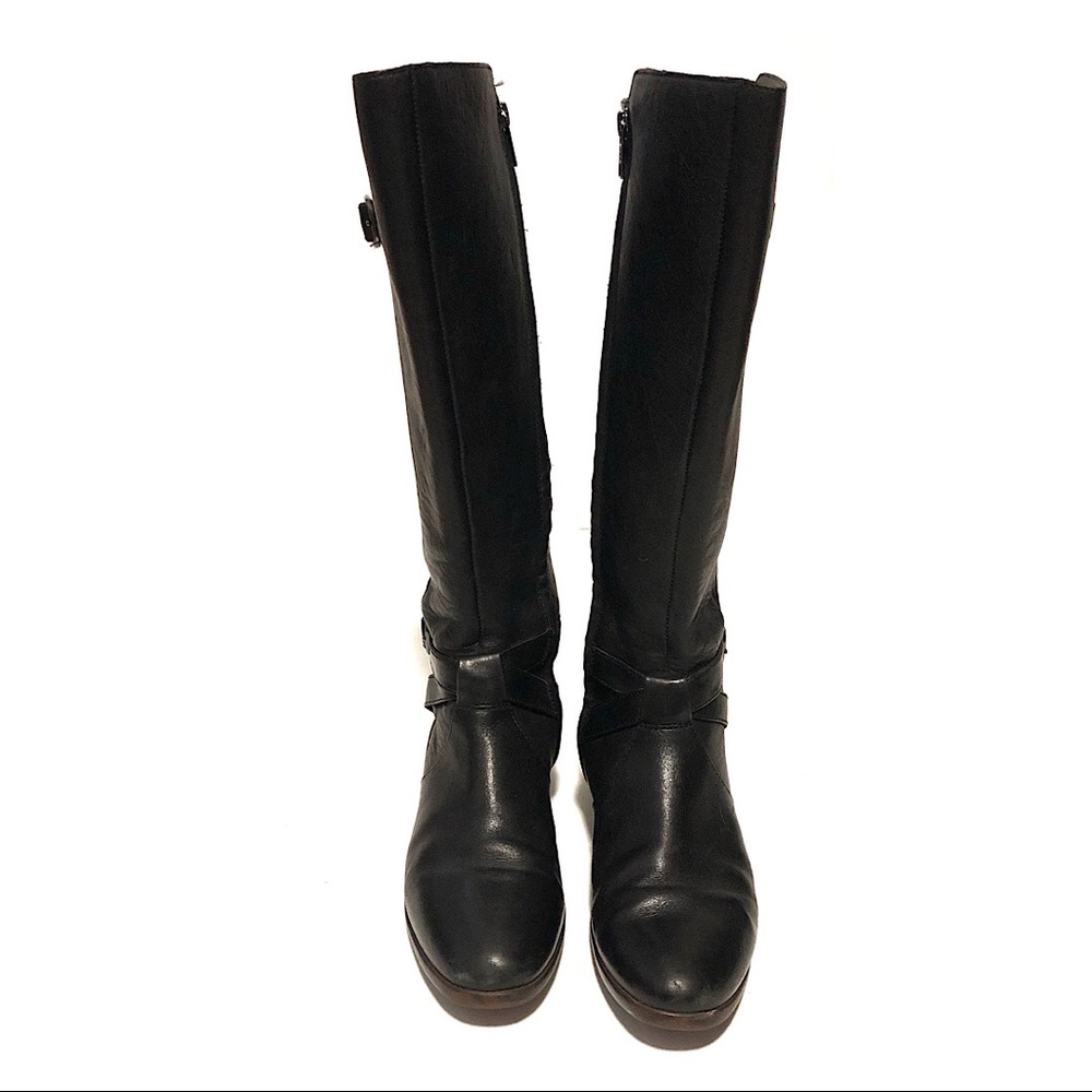 UGG Australia 'Beryl' Riding Boot - Picture 3 of 9